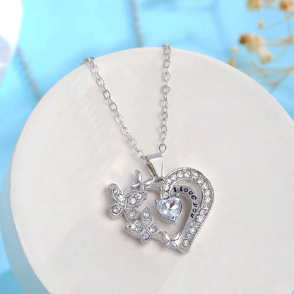 Collier papillon avec strass, pendentif en forme de cœur creux, chaîne de clavicule, pour la Saint-Valentin