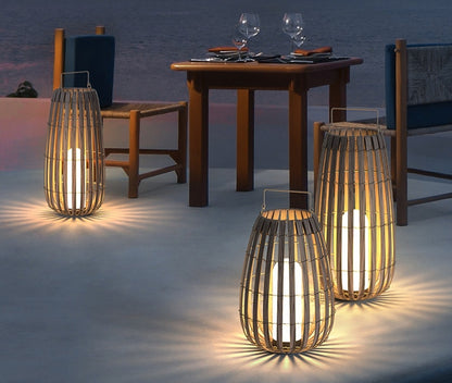 Lampe solaire portable en rotin pour pelouse