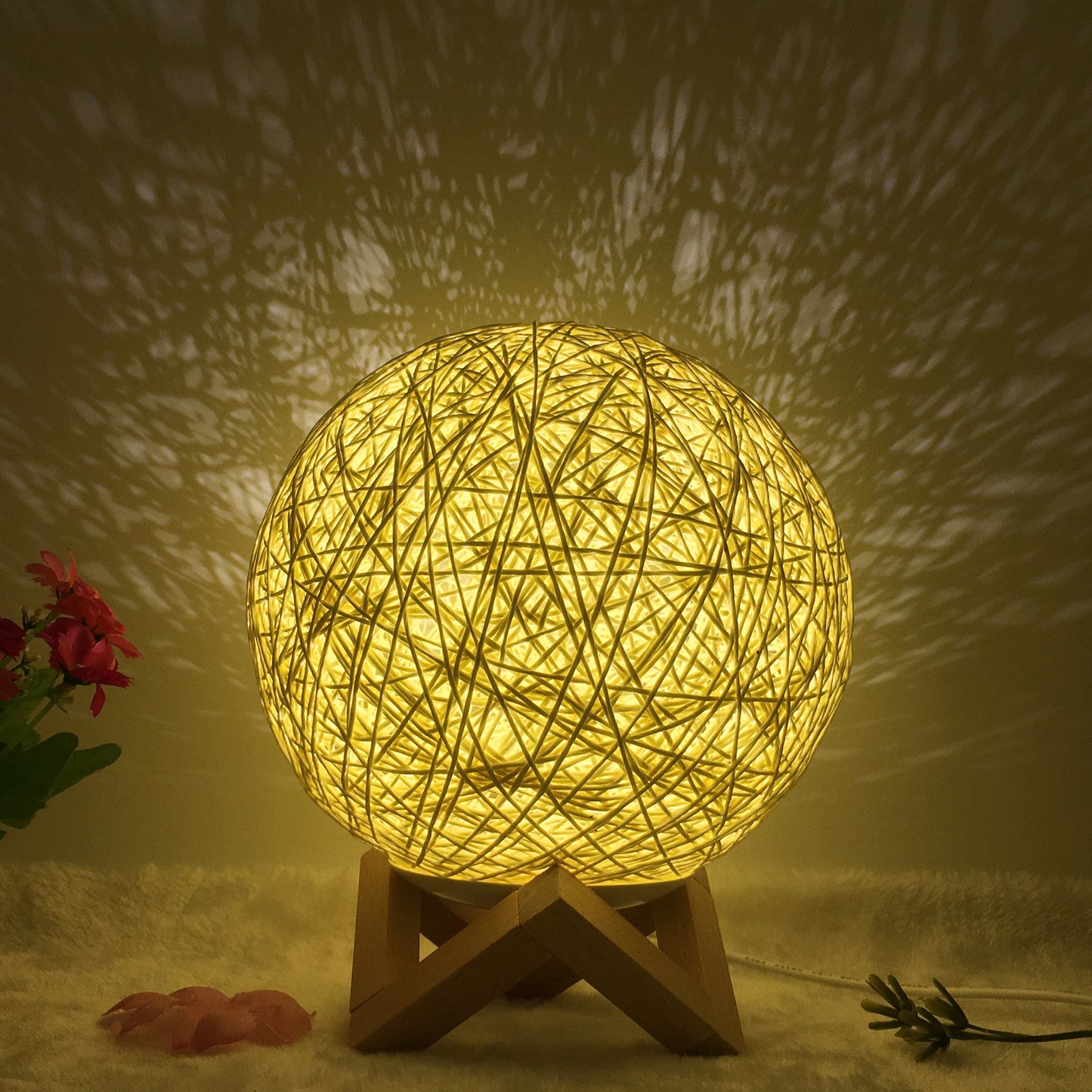 Lampe de table créative en lin, nouveauté et unique, LED intelligente, télécommande, boule en rotin - LUXARAH