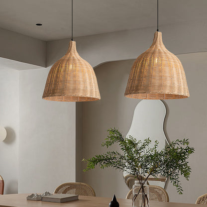 Lustre de restaurant japonais en bambou et rotin, vent calme et zen - LUXARAH