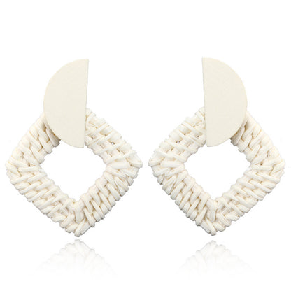 Boucles d'oreilles géométriques creuses en rotin, tissées à la main en bambou et rotin - LUXARAH