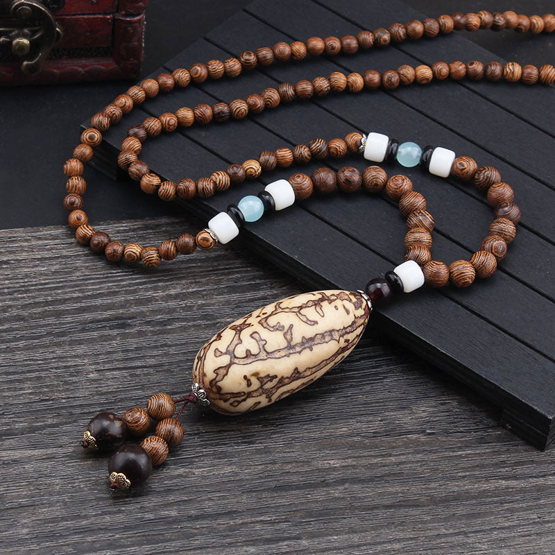 Retro Ethnic Wooden Beaded Necklaces for Men and Women