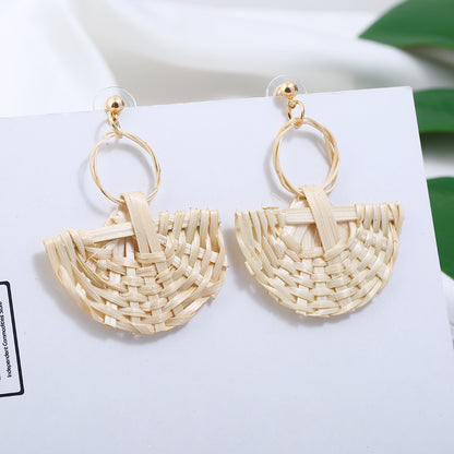 Boucles d'oreilles tressées en rotin et résine multicouches - LUXARAH