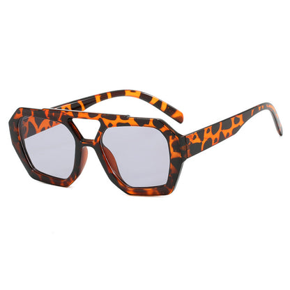 Lunettes de soleil léopard à grande monture pour l'été, lunettes de soleil pour les vacances à la plage